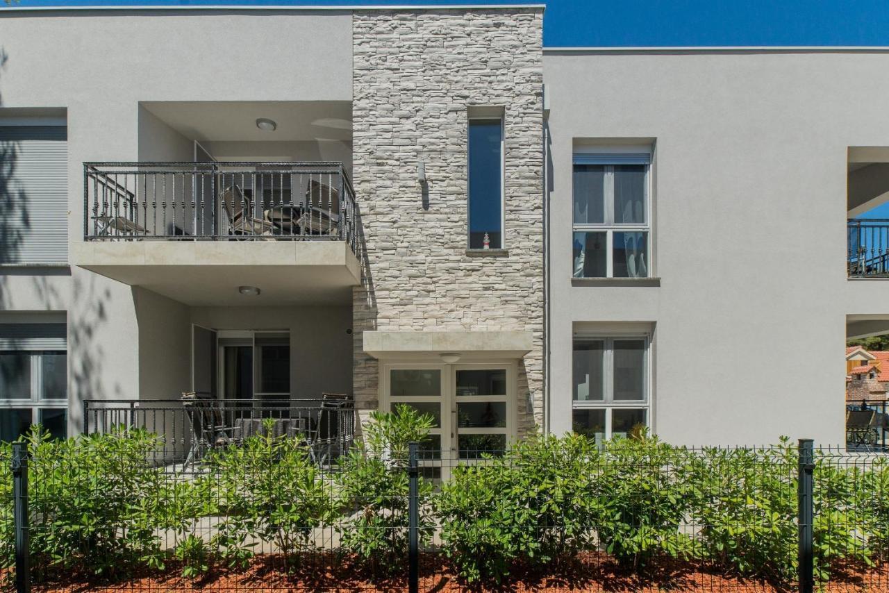 Apartments Djian Vir Exterior foto